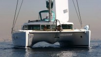 MYSTIQUE Lagoon 500 At sea